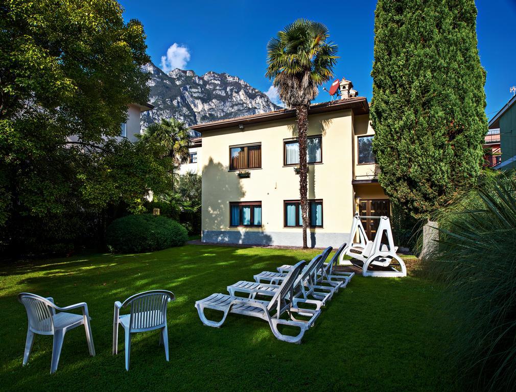 Spiaggia Residence Riva del Garda Exterior photo